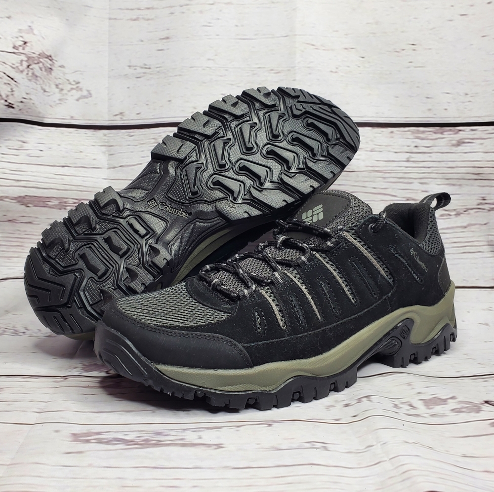 Columbia Men's Black Hiking Shoes Wide Size 11.